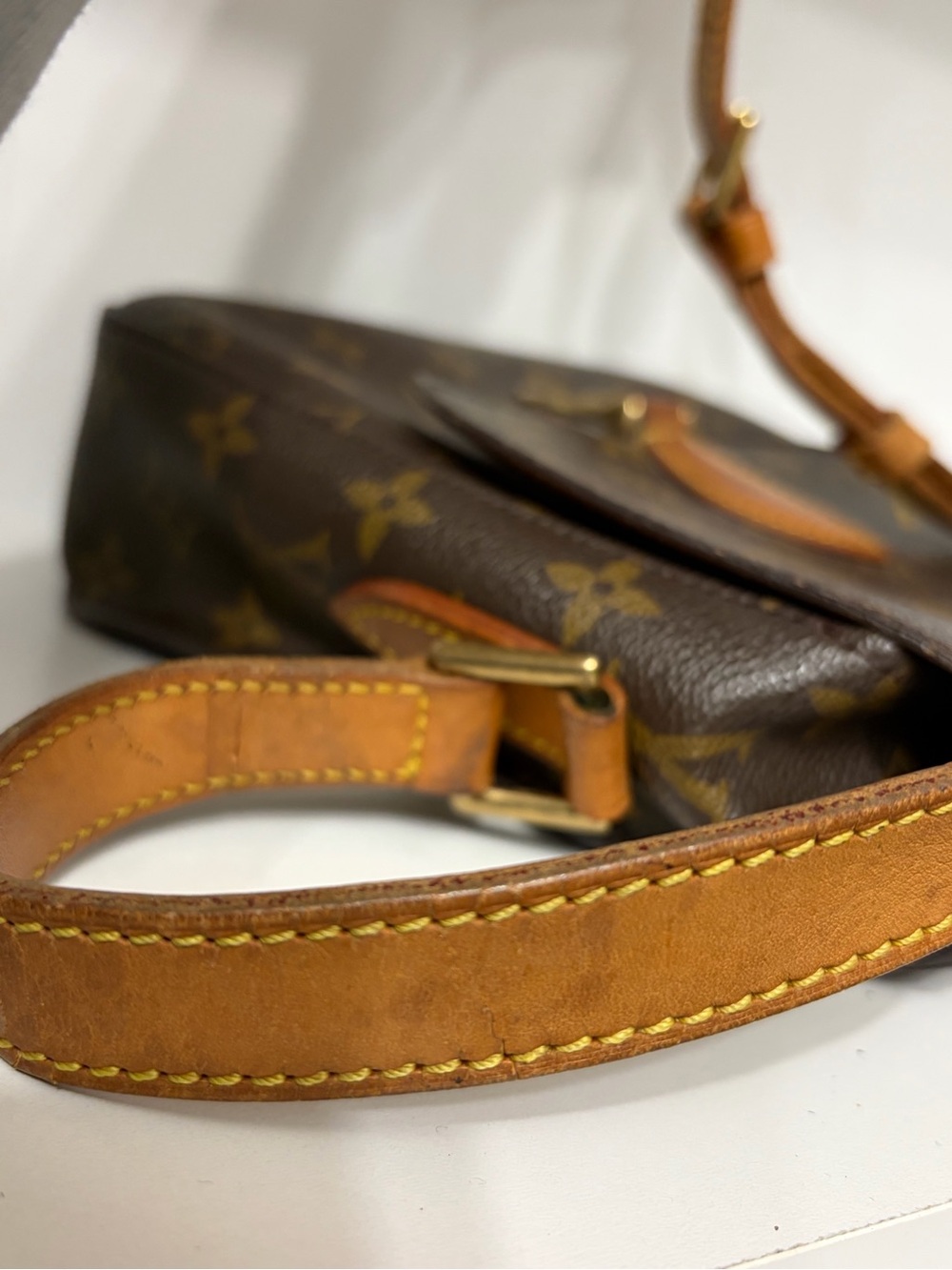 Louis Vuitton Saint Cloud GM Monogram Crossbody Bag - Picture 13 of 16